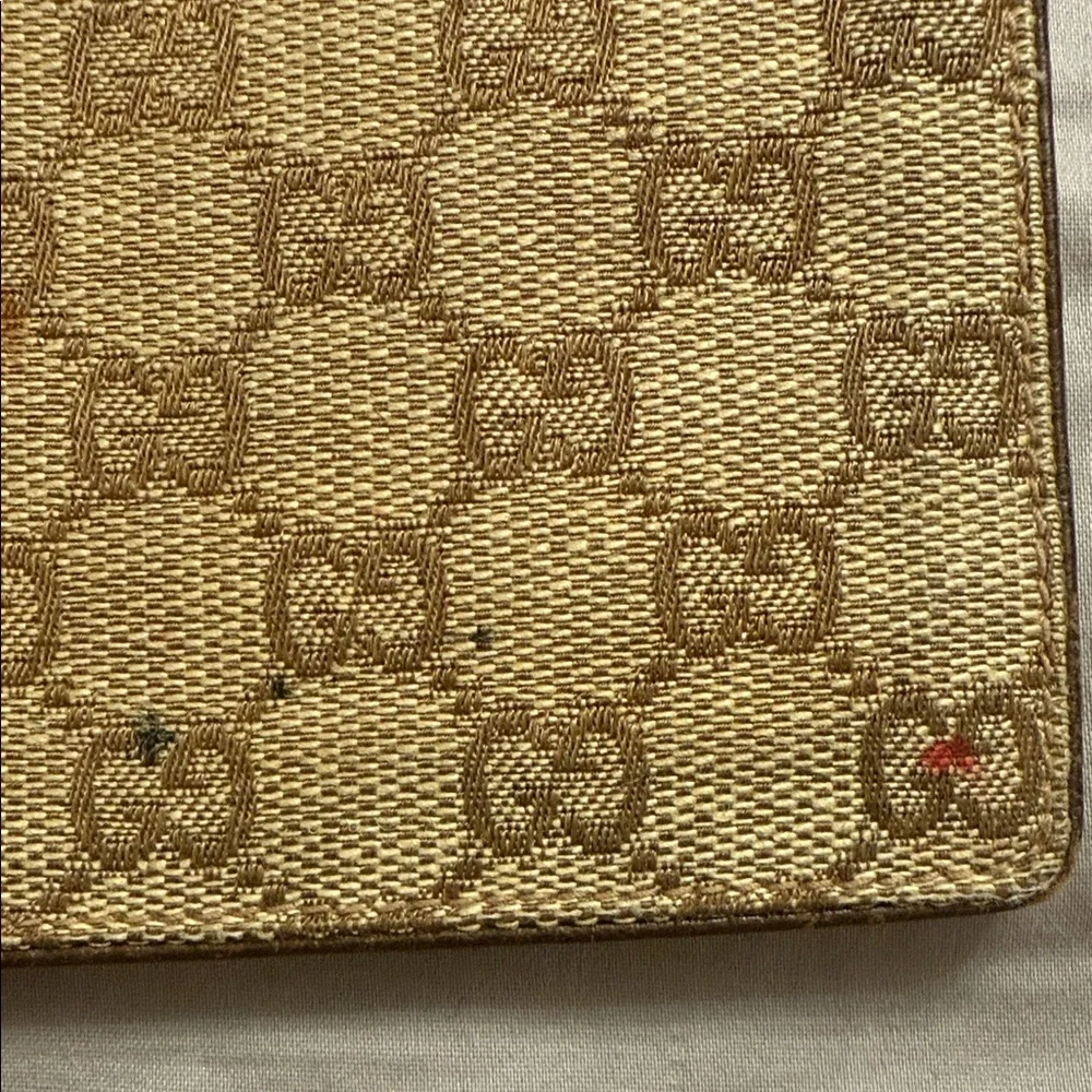 Gucci Beige and Brown Monogram Clutch - Picture 3 of 4